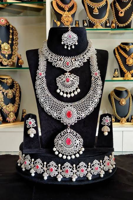 Royal Bridal Jewelry Set